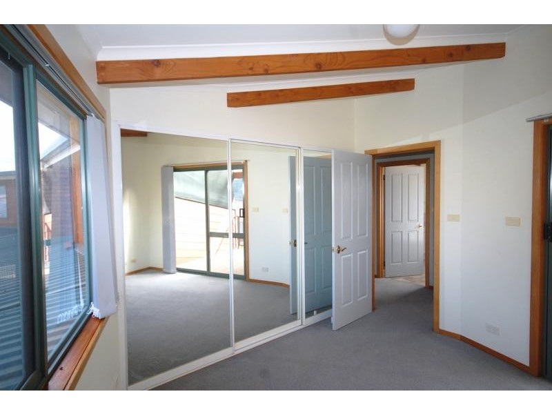 2B Grant Street, Havenview TAS 7320