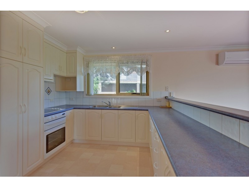 6 Cedar Place, Romaine TAS 7320