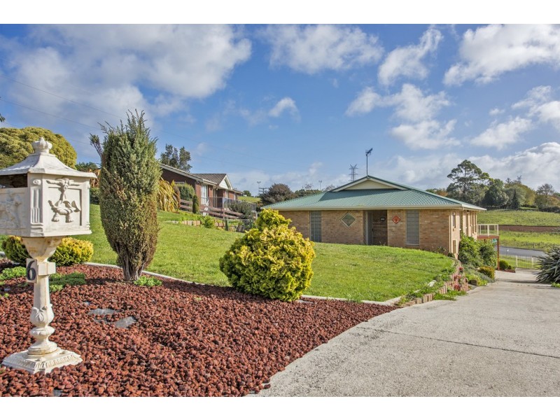 6 Cedar Place, Romaine TAS 7320