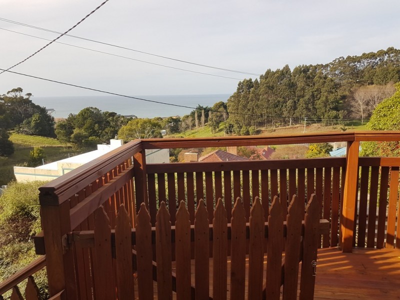 17 Aileen Crescent, Hillcrest TAS 7320