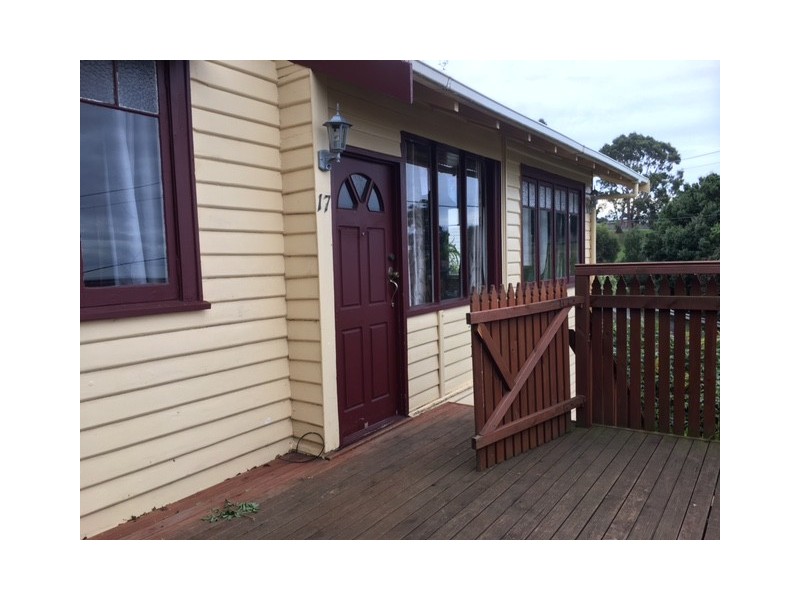 17 Aileen Crescent, Hillcrest TAS 7320