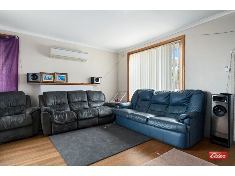 24 Winter Avenue, Upper Burnie TAS 7320