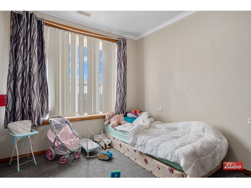24 Winter Avenue, Upper Burnie TAS 7320