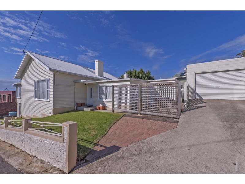 1 Upper Bourke Street, Burnie TAS 7320