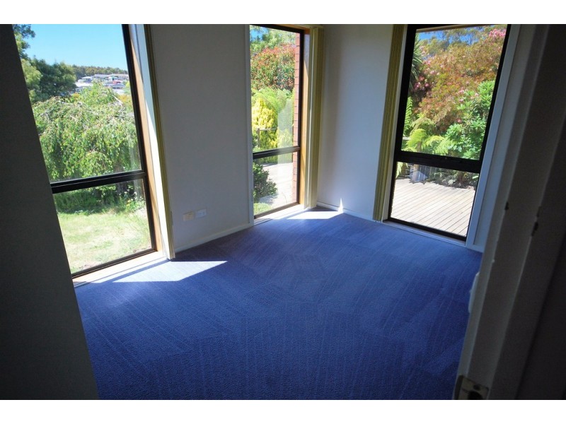 15 Damian Avenue, Downlands TAS 7320