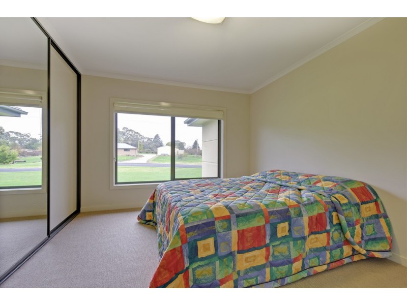 10 Knights Road, West Ulverstone TAS 7315