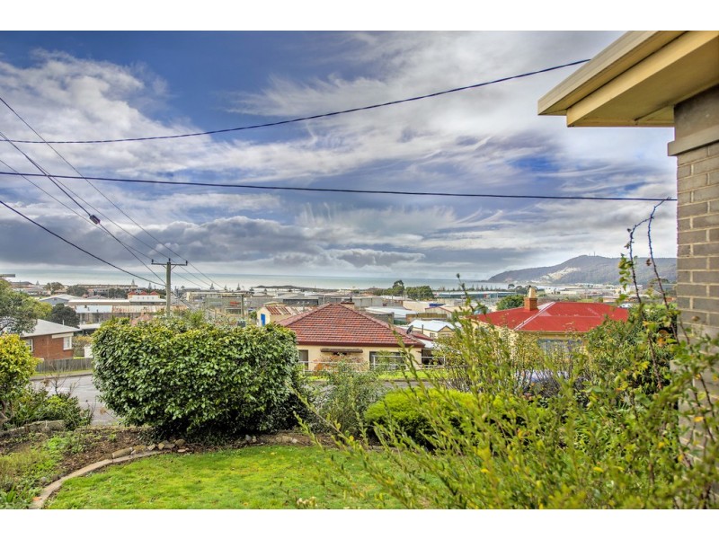28 Cunningham Street, South Burnie TAS 7320
