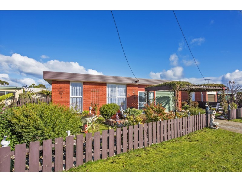 28 Cardigan Street, Somerset TAS 7322