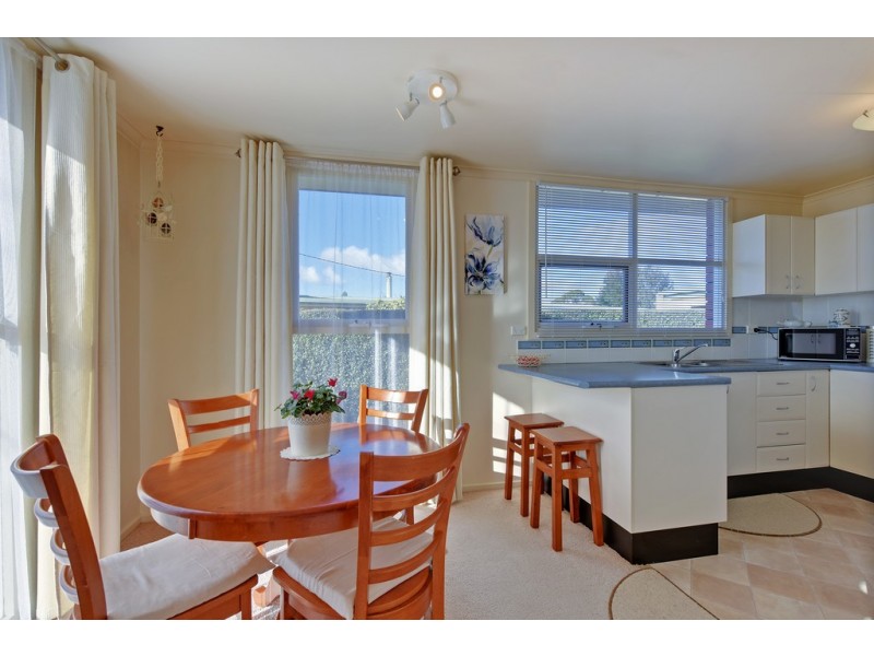 28 Cardigan Street, Somerset TAS 7322