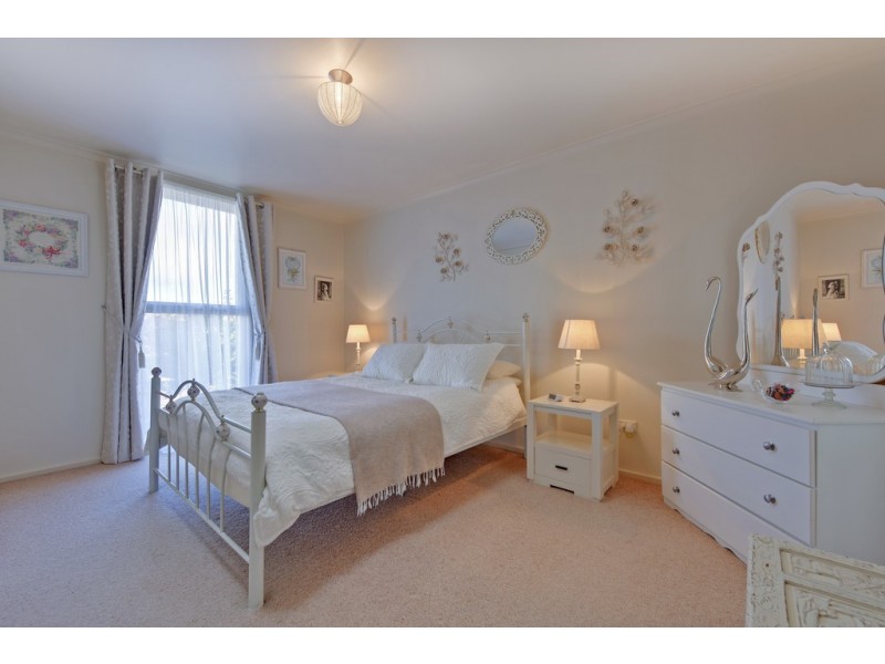 28 Cardigan Street, Somerset TAS 7322