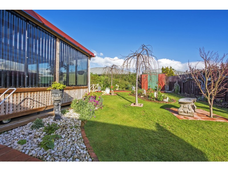 28 Cardigan Street, Somerset TAS 7322