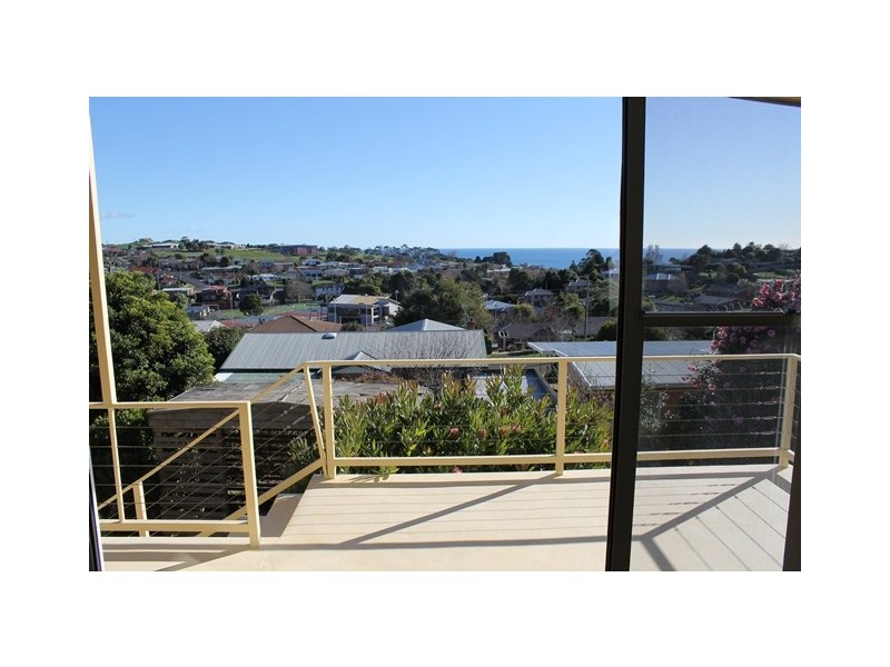75 Grandview Avenue, Park Grove TAS 7320