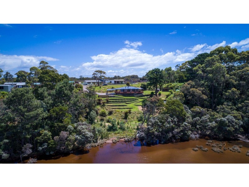 25 Lettes Bay Road, Strahan TAS 7468