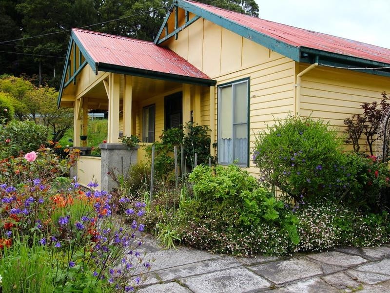 1 Gaffney Street, Queenstown TAS 7467