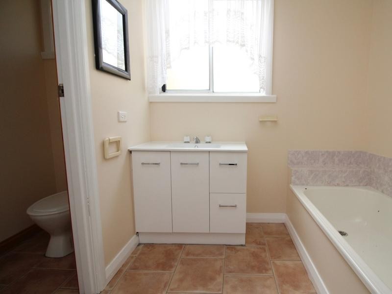 4 Federation Court, Zeehan TAS 7469