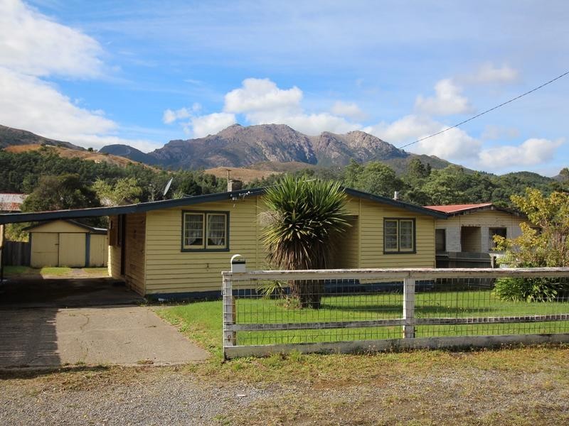 10 Clark Street, Queenstown TAS 7467