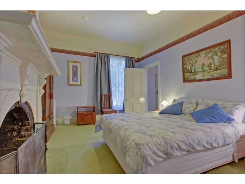 8 Harrison Street, Strahan TAS 7468