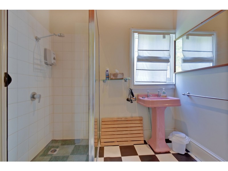 8 Harrison Street, Strahan TAS 7468