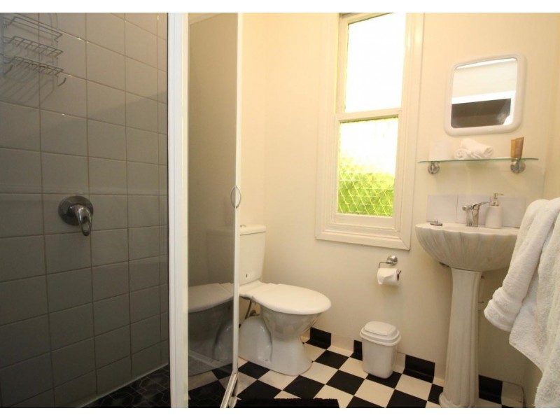 8 Harrison Street, Strahan TAS 7468