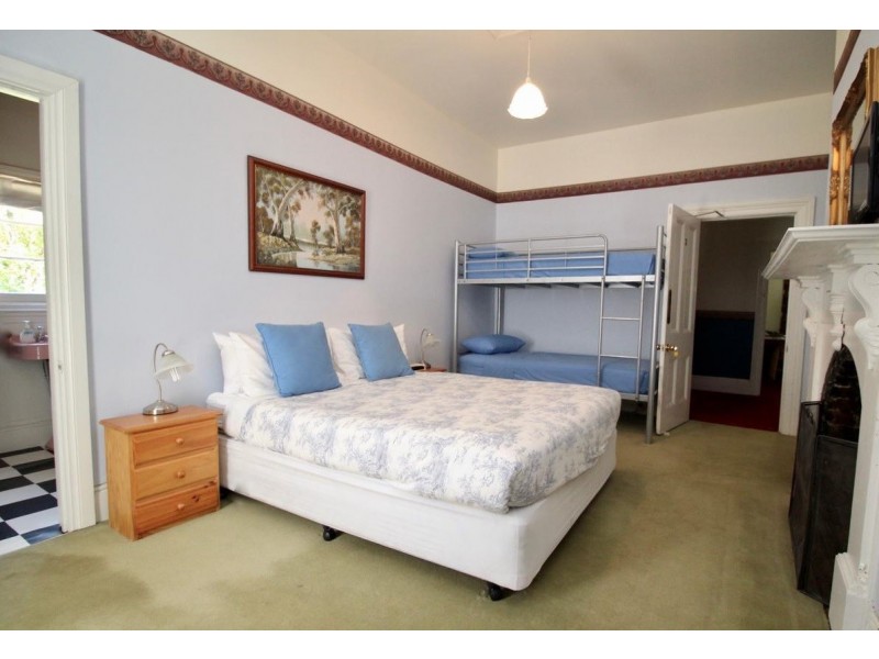 8 Harrison Street, Strahan TAS 7468