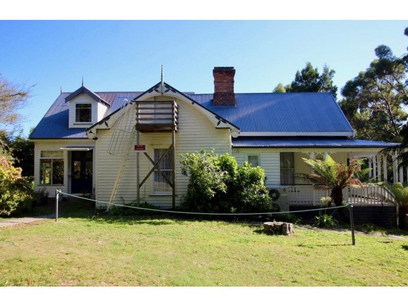 8 Harrison Street, Strahan TAS 7468
