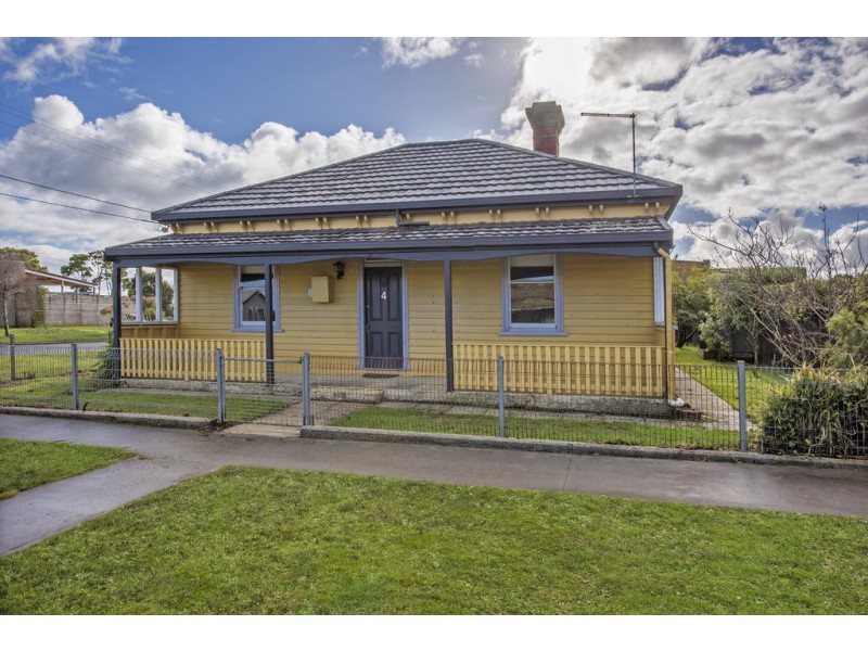 4 Harvey Street, Strahan TAS 7468