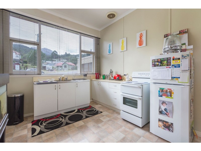 90 Orr Street, Queenstown TAS 7467