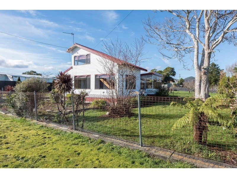 8 Herbert Street, Strahan TAS 7468