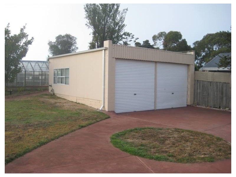 11 Amaroo Road, Austins Ferry TAS 7011