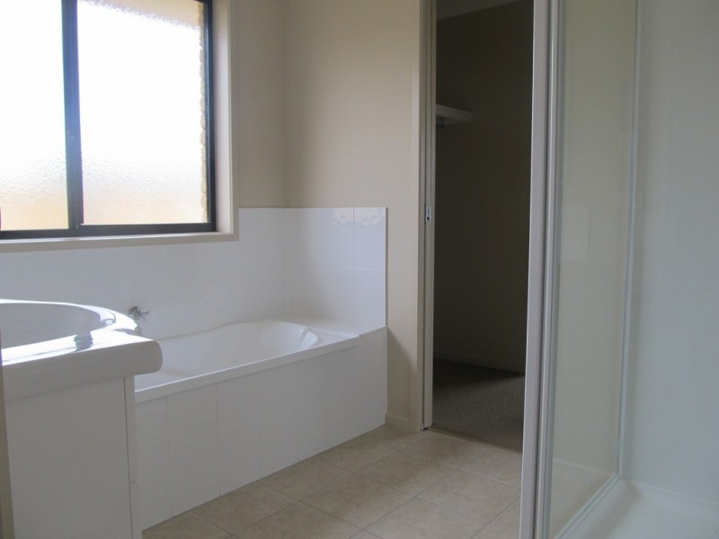 8 Collis Court, Brighton TAS 7030
