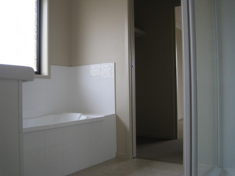 8 Collis Court, Brighton TAS 7030