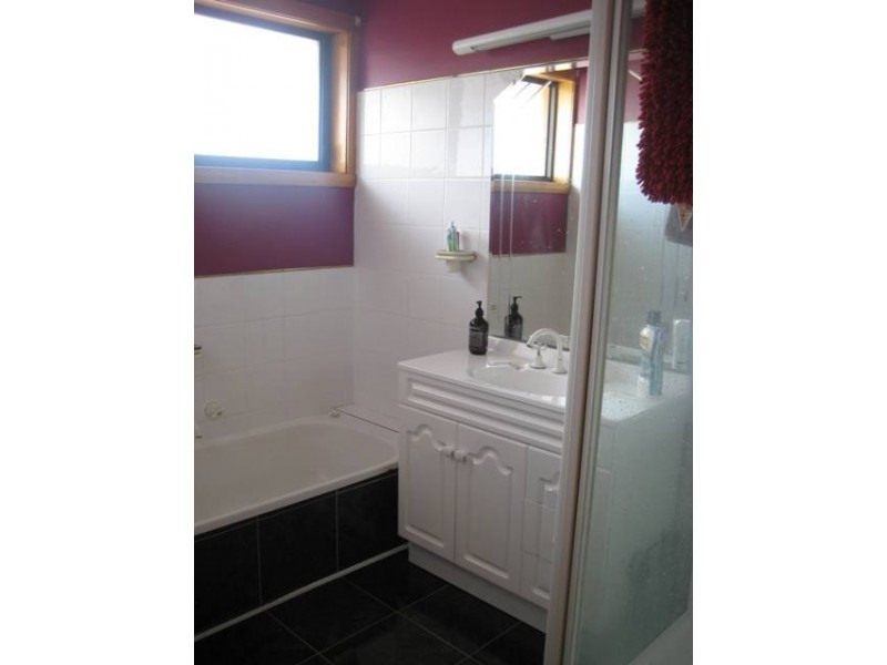 Bridgewater TAS 7030