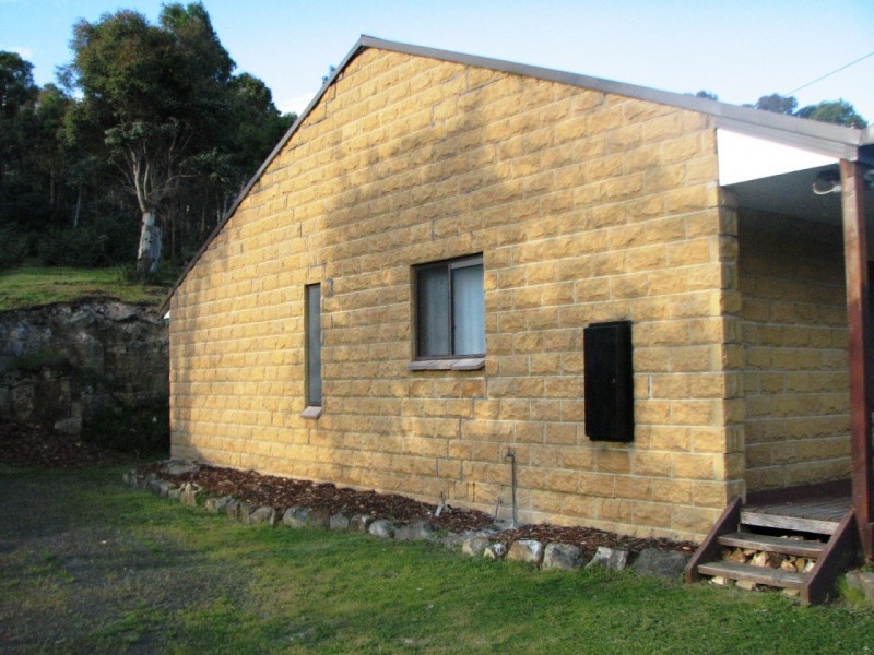 9 Cockerills Rd, New Norfolk TAS 7140