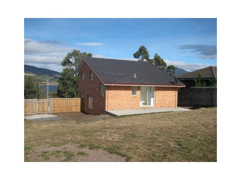 10 Barton Cres, Bridgewater TAS 7030