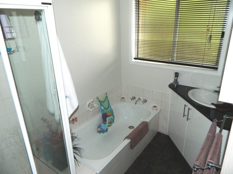 33 Viola Crescent, Gagebrook TAS 7030