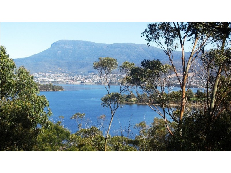 8B Melane Road, Old Beach TAS 7017
