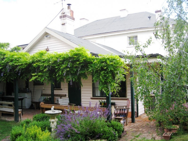 120 Main Street, Kempton TAS 7030