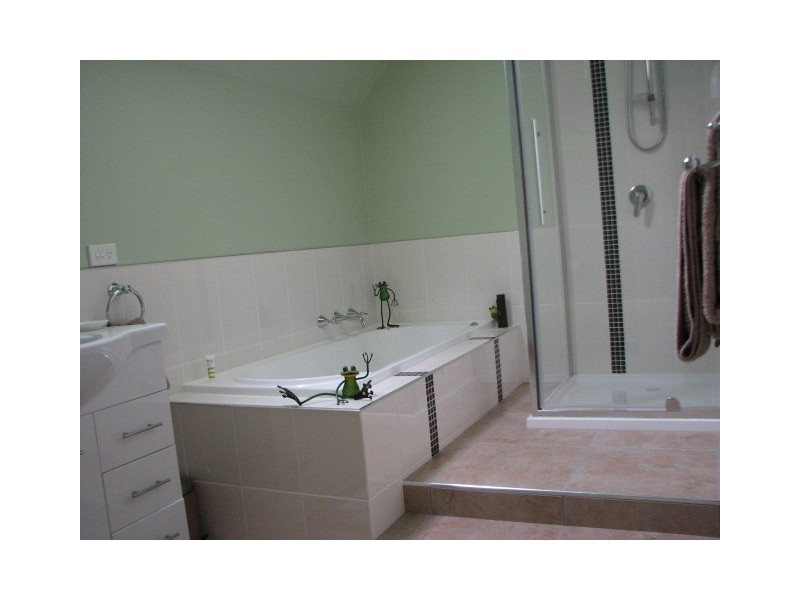 103 Main Street, Kempton TAS 7030