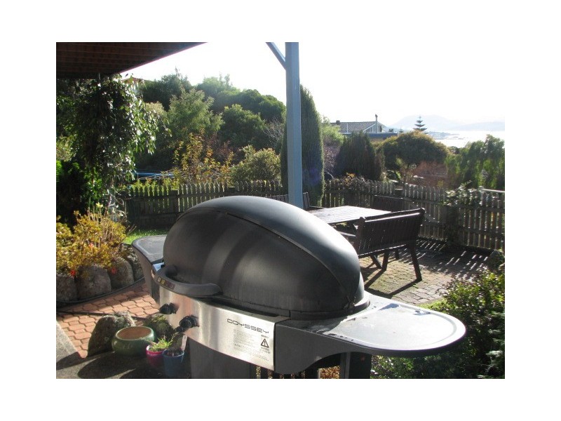 29 Broadwater Parade, Sandy Bay TAS 7005