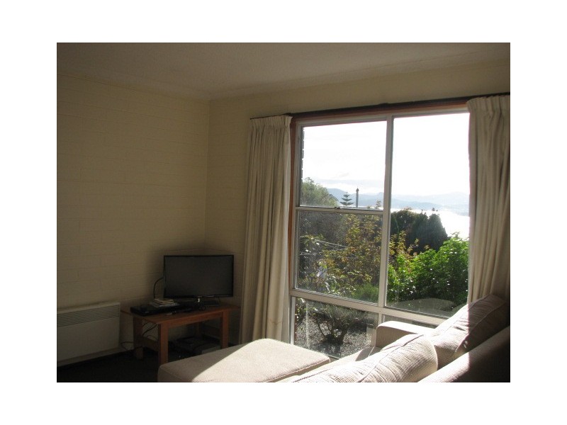 29 Broadwater Parade, Sandy Bay TAS 7005