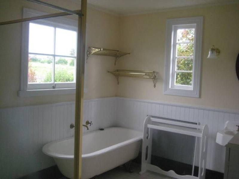 64 Main Street, Kempton TAS 7030