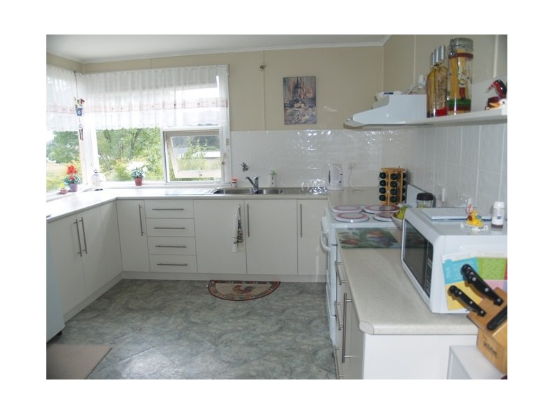 19 The Avenue, Ellendale TAS 7140