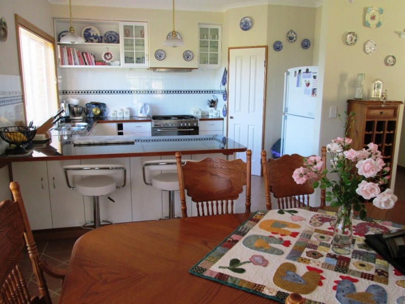 67 Main Street, Kempton TAS 7030