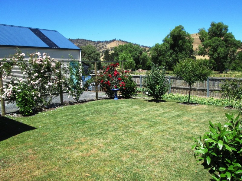 67 Main Street, Kempton TAS 7030