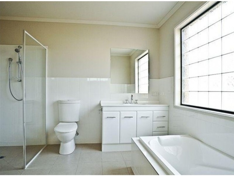 Unit 3 6-8 Phemie Court, Brighton TAS 7030