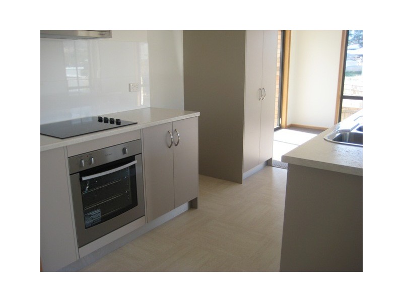 2/7 Bay Waters Court, Old Beach TAS 7017