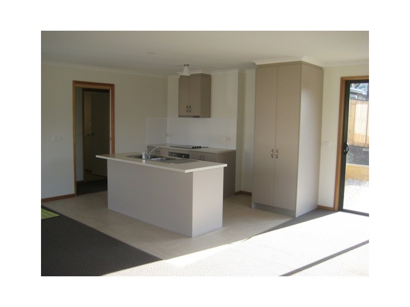 2/7 Bay Waters Court, Old Beach TAS 7017
