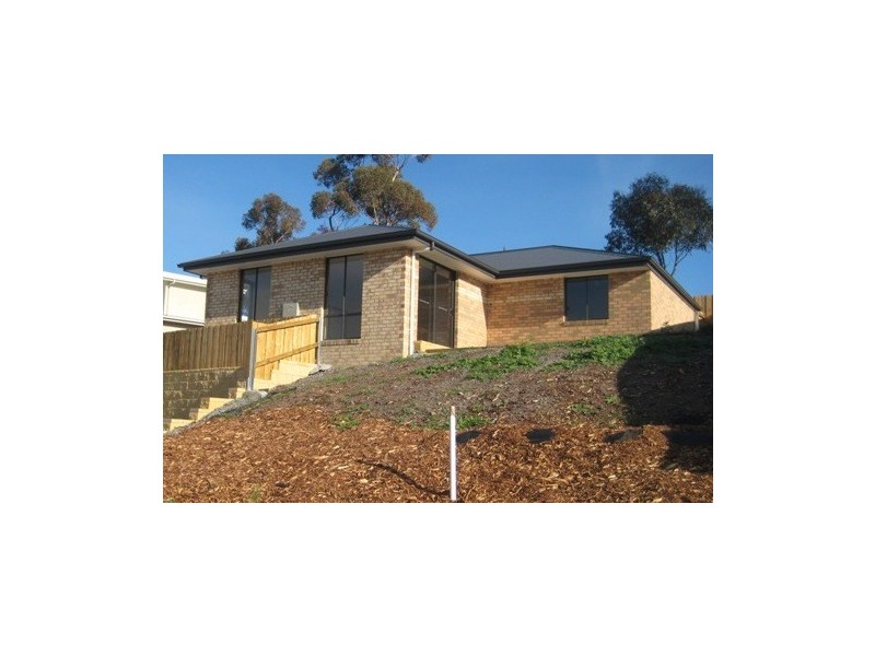 2/7 Bay Waters Court, Old Beach TAS 7017