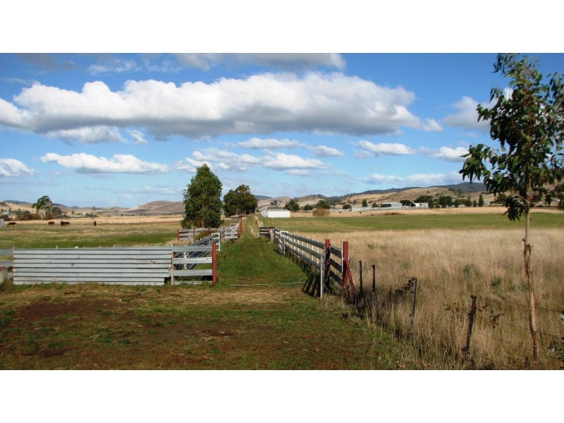 196 Mud Walls Road, Colebrook TAS 7027