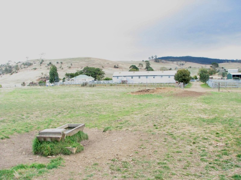 196 Mud Walls Road, Colebrook TAS 7027